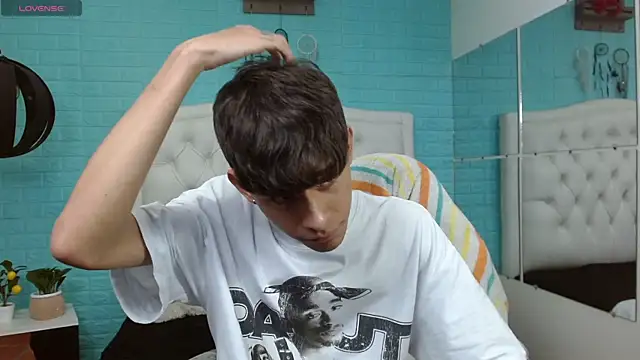 DraxBlade09's live cam