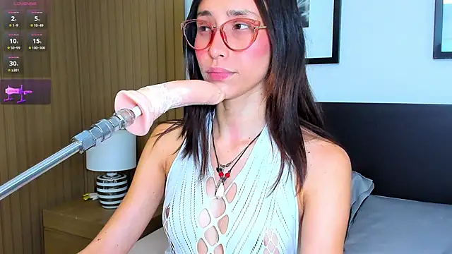 doll_bella_ - Doll_bella_'s free webcam