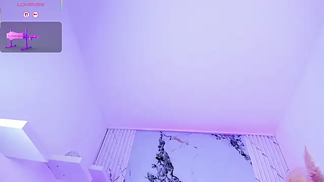 venuscoleman_ - VenusColeman_'s free webcam