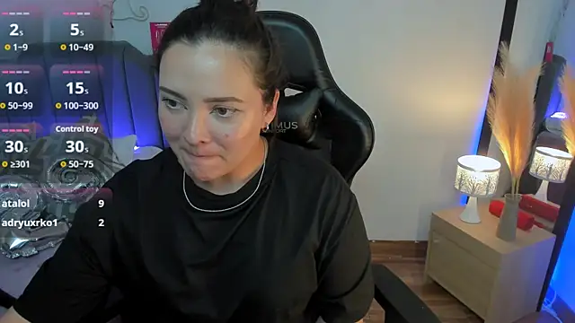 amaia_monet - Amaia_monet's free webcam