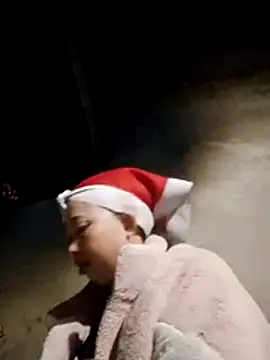 trieutrieu20 - TRIEUTRIEU20's free webcam