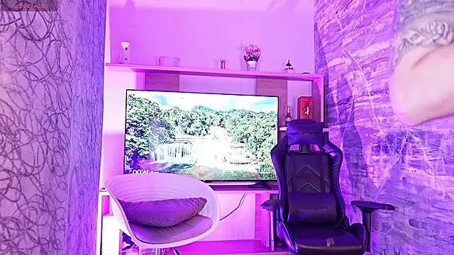 melany_luv - Melany_Luv's free webcam