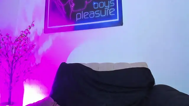 pleasure_boys_hot - Pleasure_boys_hot's free webcam