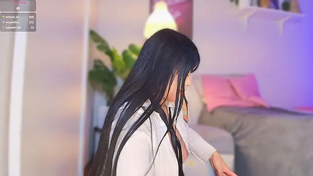 jade-naughty - Jade-Naughty's free webcam