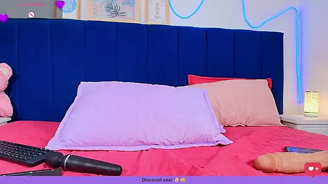 naiaa_cruz - Naiaa_Cruz's free webcam