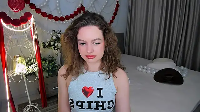 miraclecurly - MiracleCurly's free webcam