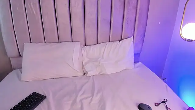 april_jons - April_Jons's free webcam