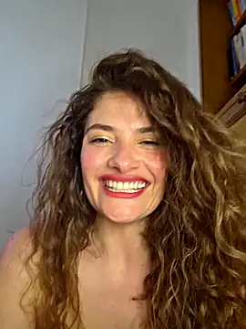 Webcam Model (CelineBoyer)  is live.Free join now!