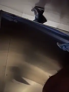 liam_bronw's live cam