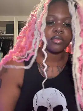 nyla_xox - Nyla_xox's free webcam - UK Sex Cams