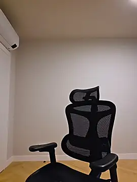 miarides19 - MiaRides19's free webcam - UK Sex Cams