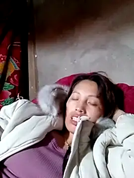 gummiesu - Gummiesu's free webcam - UK Sex Cams