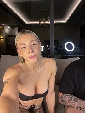 sexonmylvl - SexOnMyLvL's free webcam - UK Sex Cams