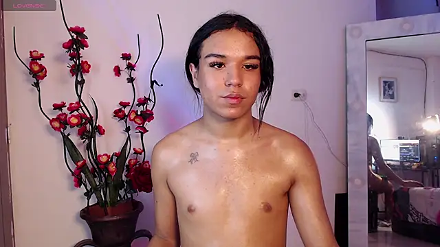 random chatroom Candyy Doll 