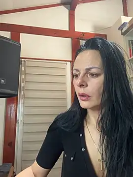 Webcam Model (MiriamDelyn)  is live.Free join now!