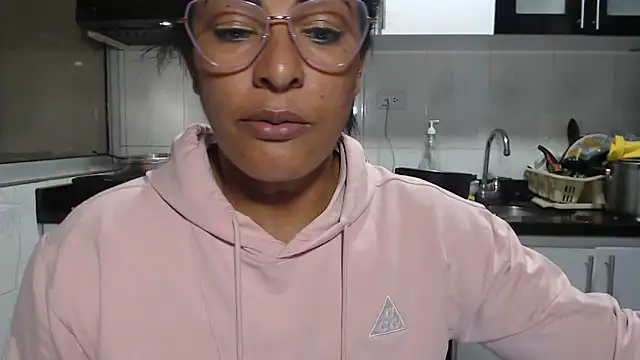 kateleyagrey - Kateleyagrey's free webcam - UK Sex Cams