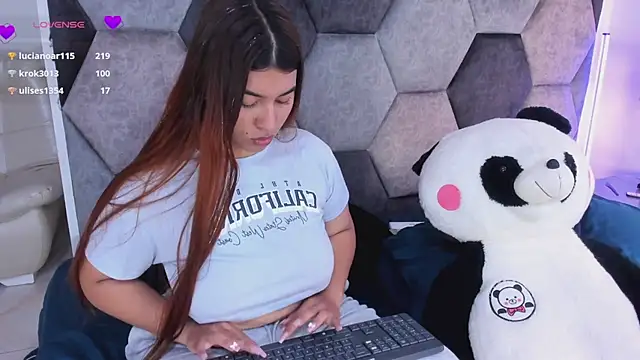 DulceJones webcam stripchat model stream image