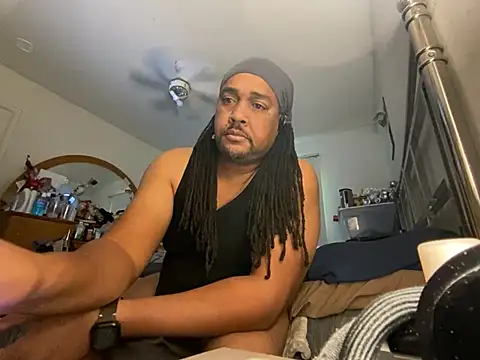 venturemann (M mature) - Spank my balls 3 times