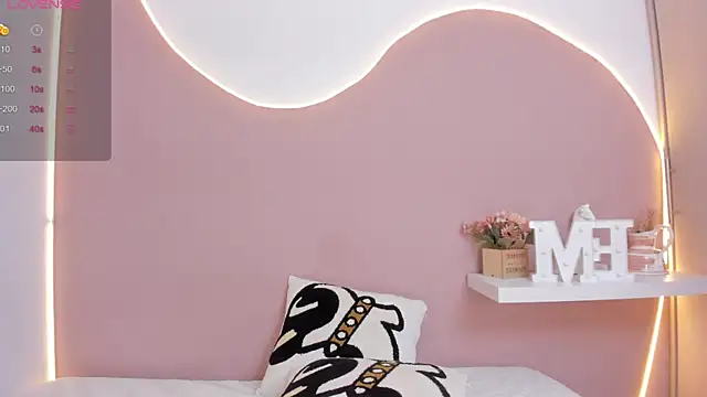 EllieMitchell webcam