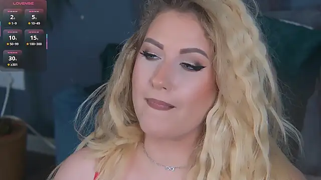 ondinanoire (F milf) - every tip is a compliment