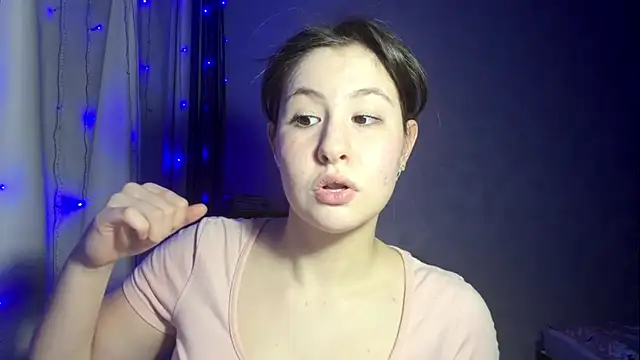 tealteatime (F teen) - naked ass