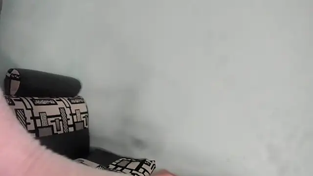 nathaly_love96 (F young) - play pussy