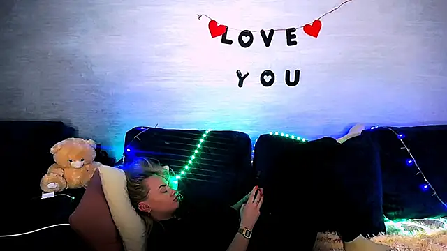 lilumoon__ (F young) - Surprise me