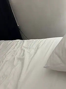 xblondie (F young) - Visar brösten