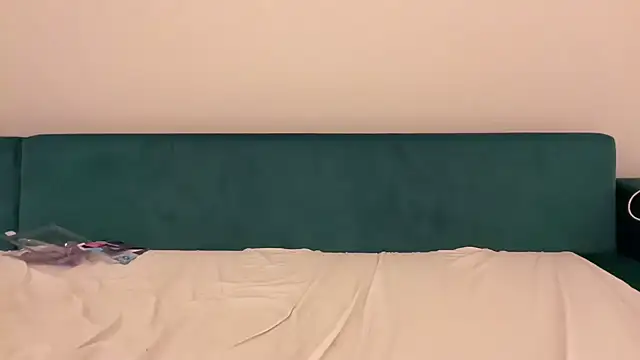 81000usdt (F young) - Striptease