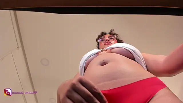 amanda_rios (F young) - wet shirt show 💦💦