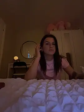 alicemaexx (F young) - Boobs on cam