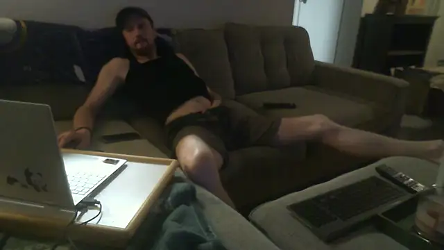 mascchaser4bear - MascChaser4Bear's free webcam - UK Sex Cams