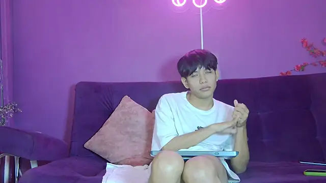 liam_sinclair - Liam_Sinclair's free webcam - UK Sex Cams