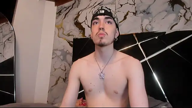 couple_in_heat - Couple_In_Heat's free webcam