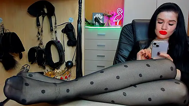 kristitopxx - KristiTopxx's free webcam