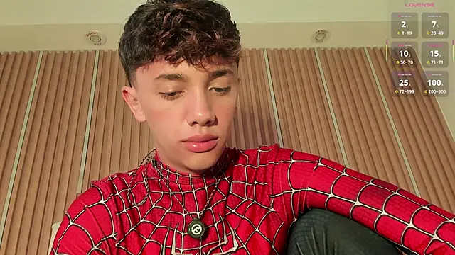 tomy_rox (M young) - fuck hole with fingers