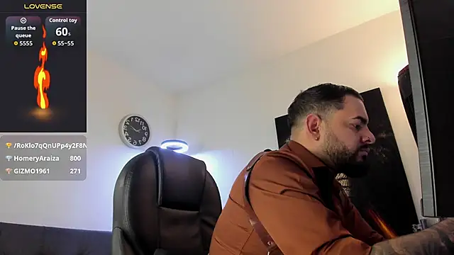 ethan_castellano (Ask my age) - WITHOUT PANTS + MAKE ME MOAN