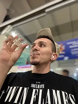 adam-rivera (M young) - HARDDD COCK IN PUBLIC BATH 😈🔥