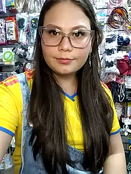 vale_saenzz - Vale_Saenzz's free webcam