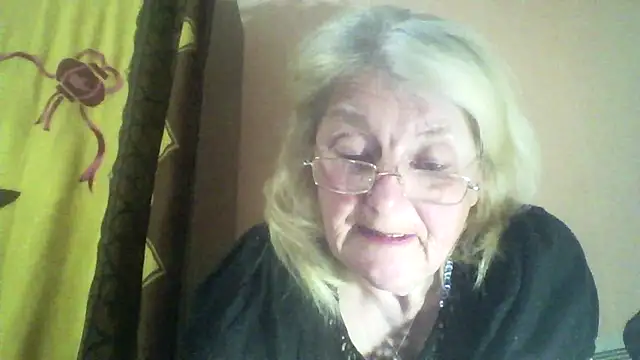 amylove353 - AmyLove353's free webcam