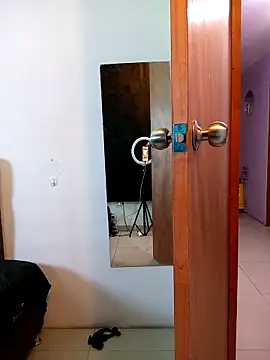 abrilvega_29 - AbrilVega_29's free webcam