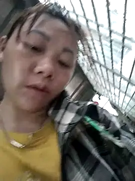 bella-222 - Bella-222's free webcam