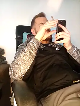 the_cheeky_alpha - THE_CHEEKY_ALPHA's free webcam - UK Sex Cams