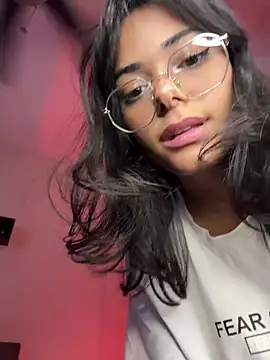 iam_lyan_ - Iam_Lyan_'s free webcam - UK Sex Cams