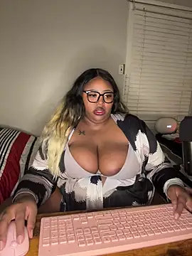 chocolatebunnyxx96 - Chocolatebunnyxx96's free webcam - UK Sex Cams