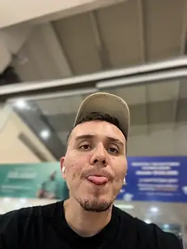 adam-rivera live sex cam