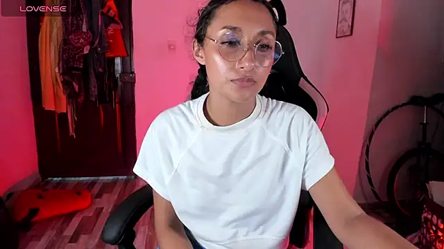 adrena_10 - Adrena_10's free webcam - UK Sex Cams