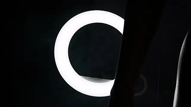 blondie_muller (F teen) - Tremble my pussy lips