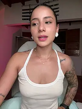 Ale_Lewis live sex cam