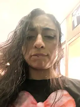 lila_desiree - Lila_Desiree's free webcam - UK Sex Cams